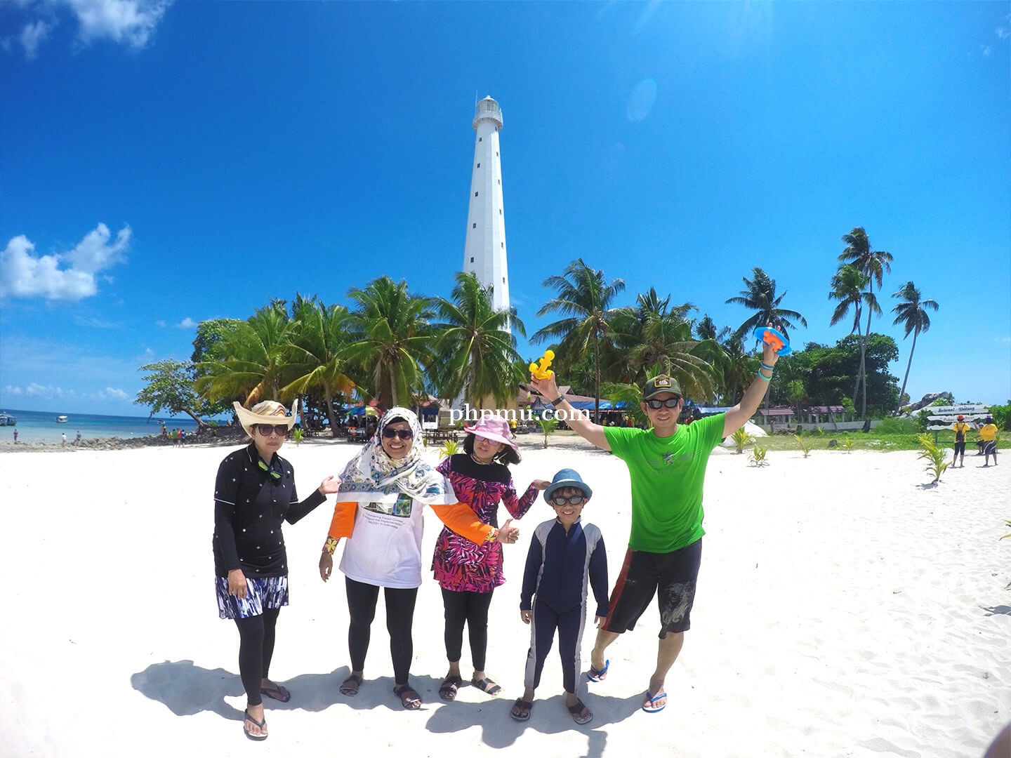 Paket Wisata Untuk Libur Natal & Tahun Baru Bersama Keluarga